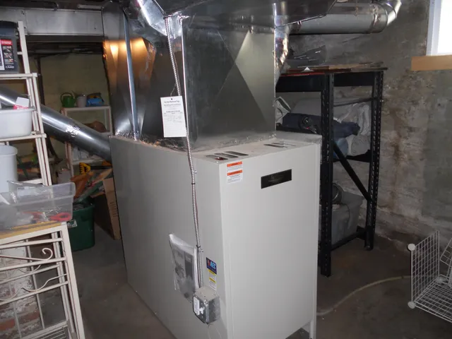 $319,000 | 15 Edgewood Street, Claremont, NH 03743