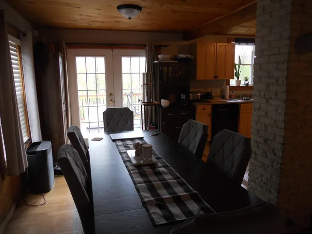 $319,000 | 15 Edgewood Street, Claremont, NH 03743