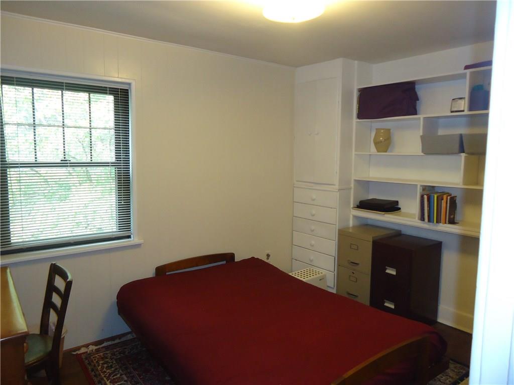 2638 Mt Royal Road Pittsburgh, PA 15217 - Photo 17 of 20 Gallery Image 17