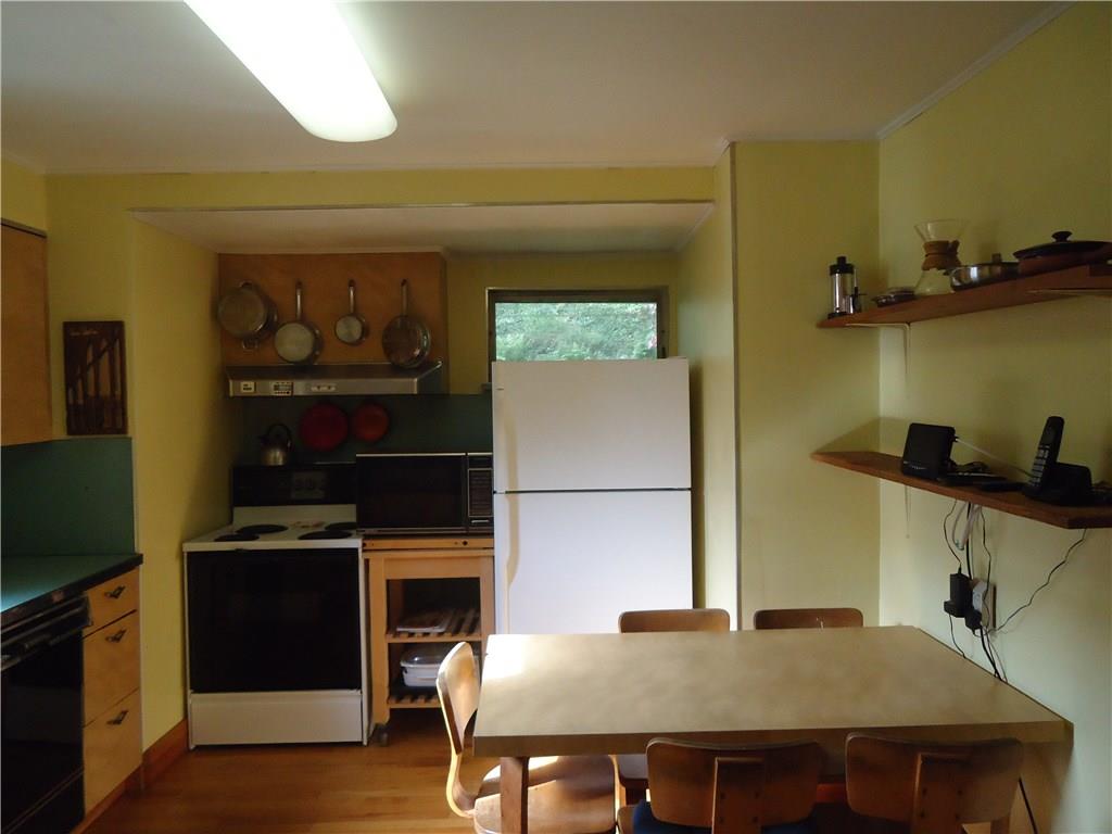 2638 Mt Royal Road Pittsburgh, PA 15217 - Photo 10 of 20 Gallery Image 10
