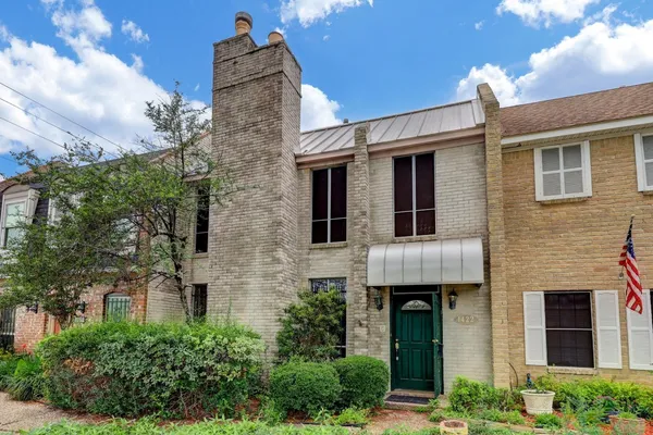$1,650 | 1422 Walnut Bend Lane, Unit 1/14, Houston, TX 77042