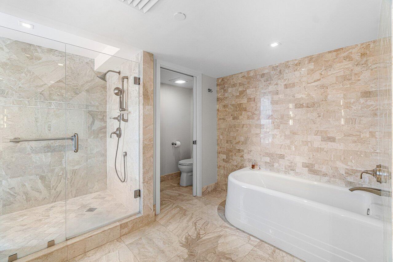 4201 North Ocean Boulevard, Unit 601 Boca Raton, FL 33431 - Photo 29 of 72 PRIMARY BATHROOM