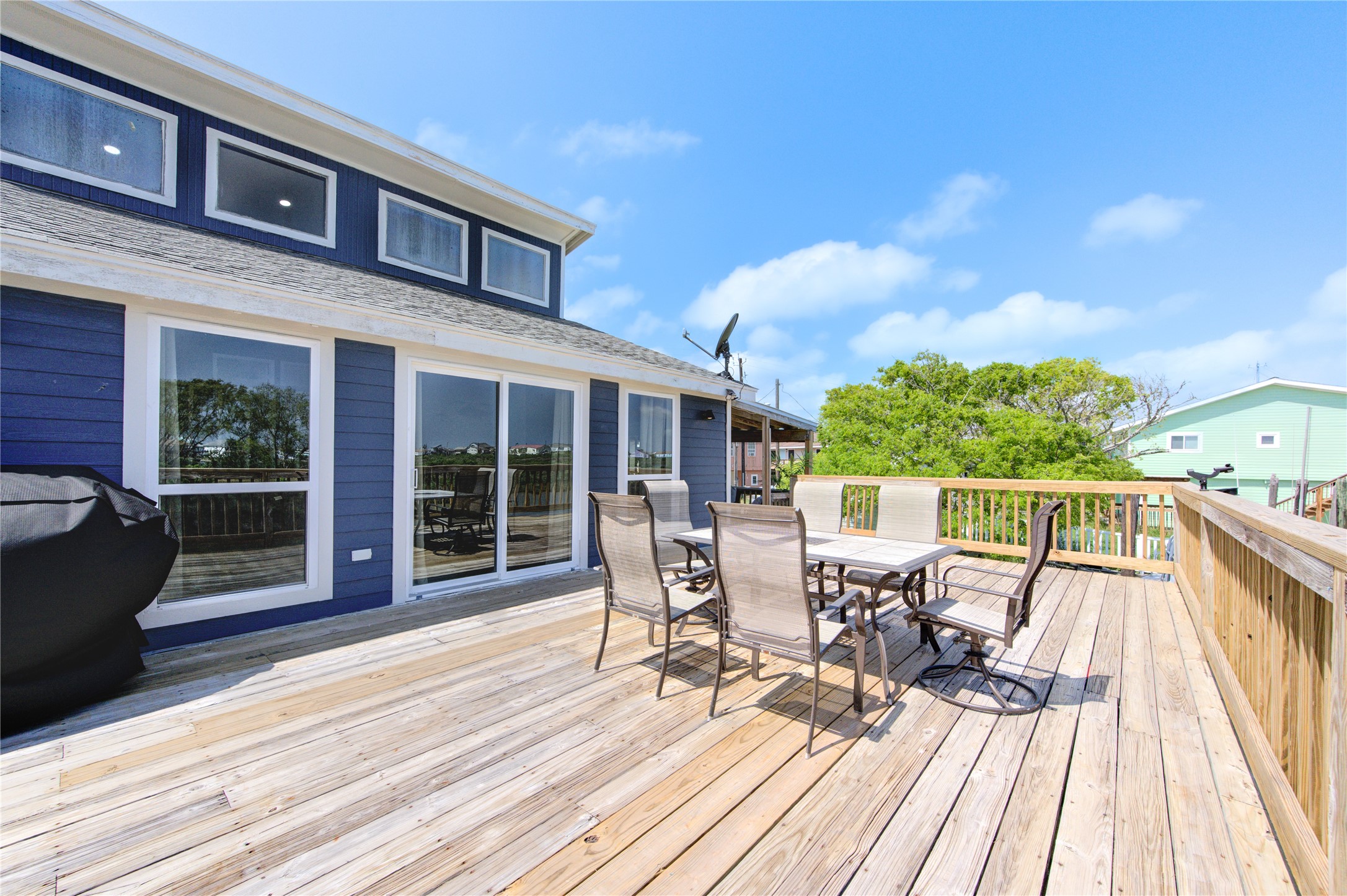 411 Galley Way Freeport, TX 77541 - Photo 2 of 32