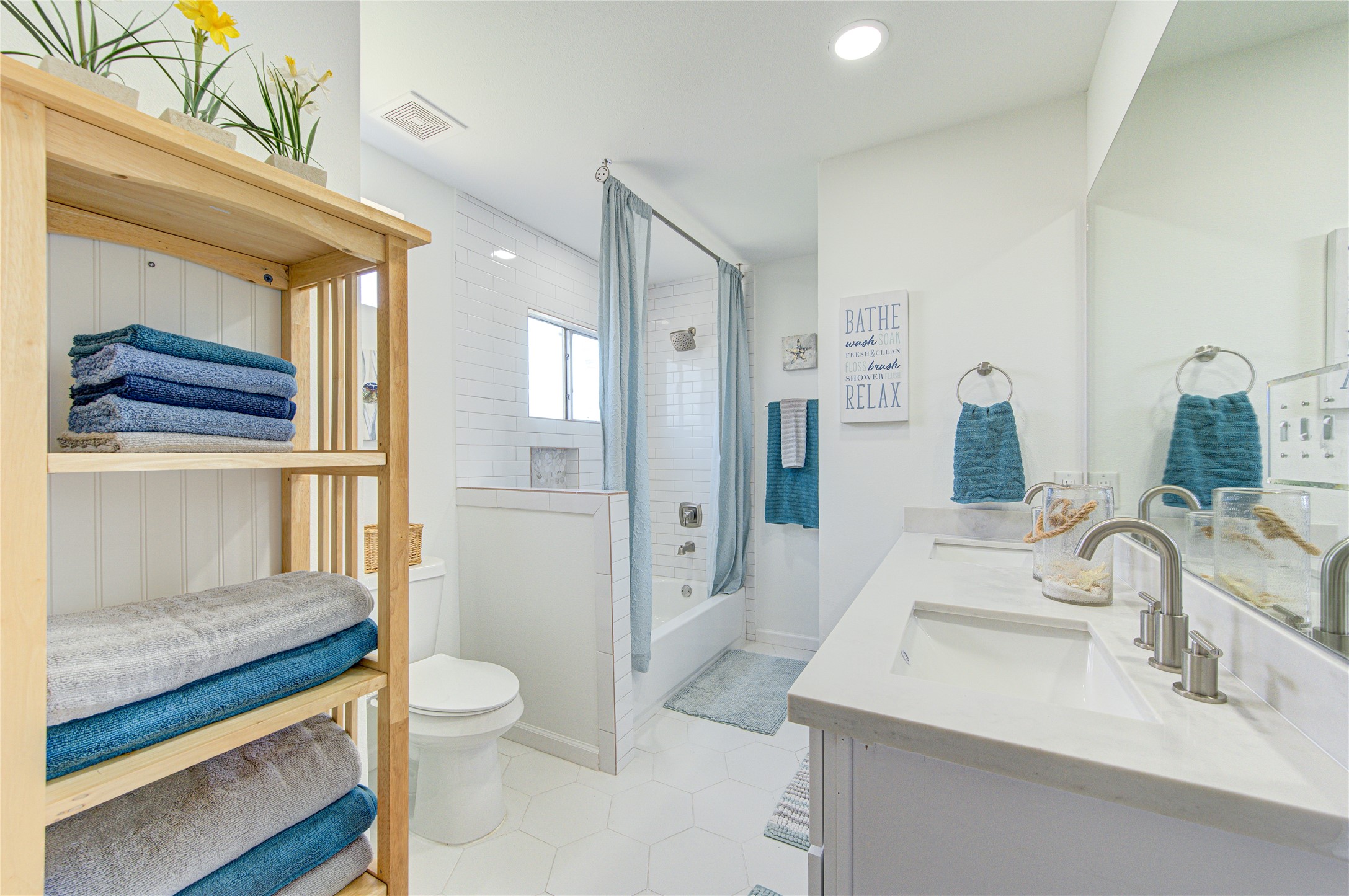 411 Galley Way Freeport, TX 77541 - Photo 23 of 32