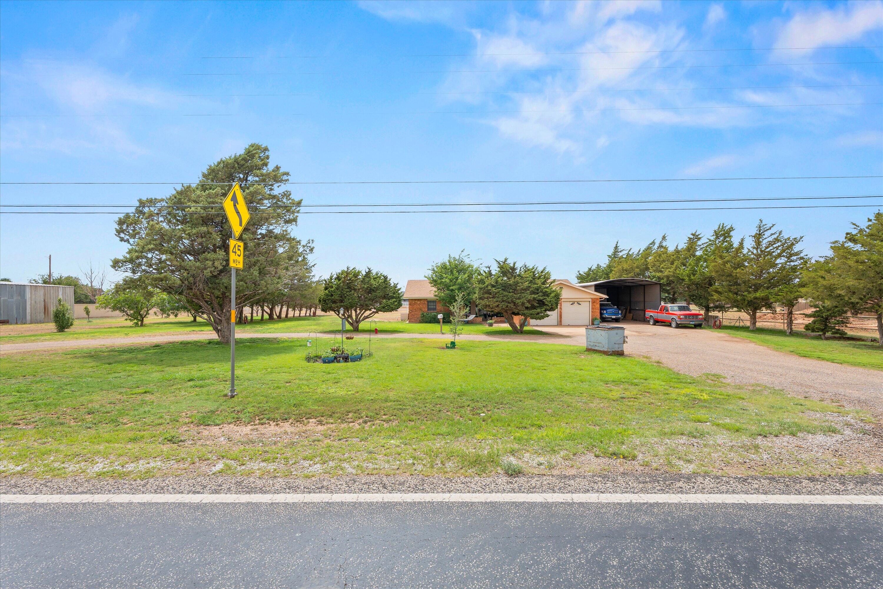 916 South Fm 3261 Road Levelland, TX 79336 - Photo 2 of 20 02-916 S FM 3261
