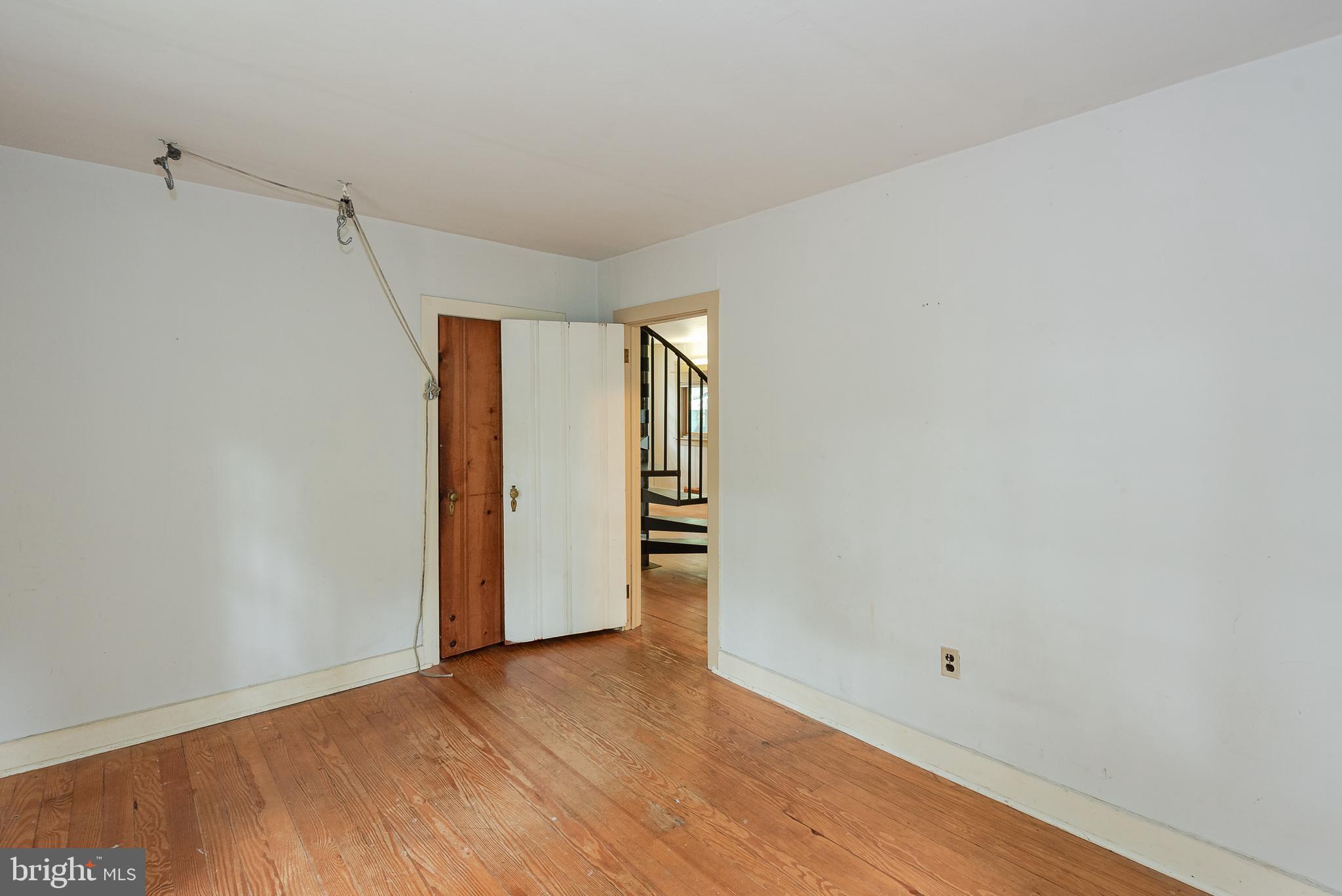 1287 Magothy Road Pasadena, MD 21122 - Photo 20 of 29 Bedroom