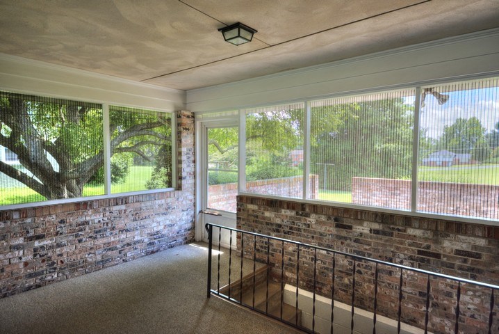 2109 Pickett Road Waynesboro, VA 22980 - Photo 28 of 32 Gallery Image 28