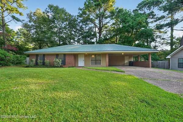 $219,900 | 110 Wildwood Lane, Brandon, MS 39047