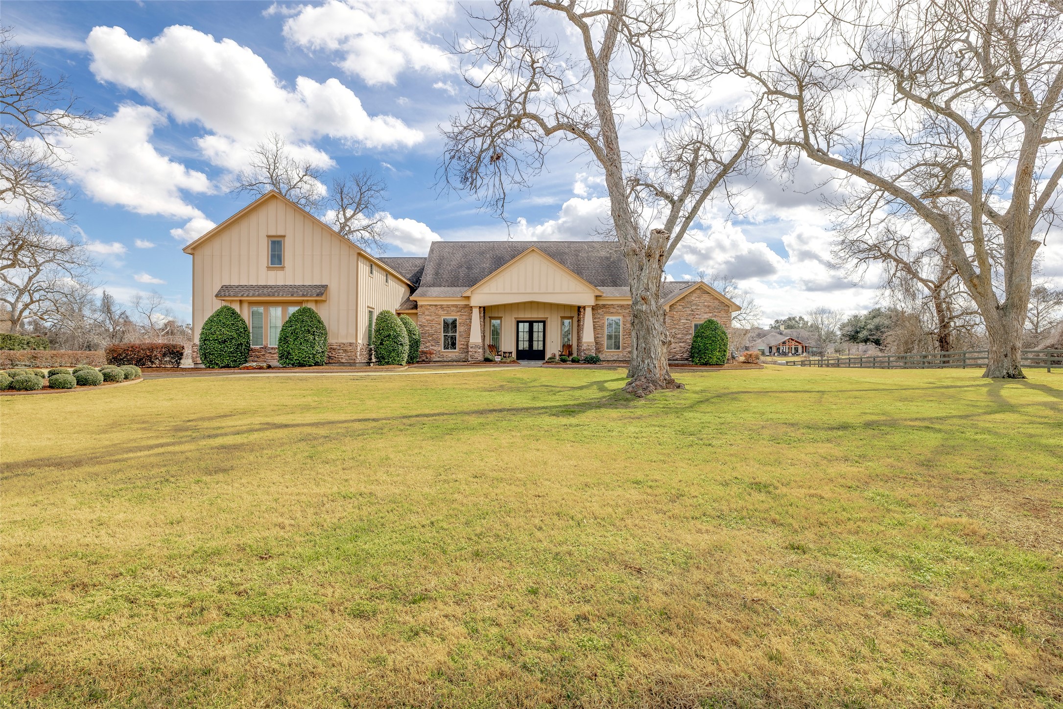 31102 Lower Oxbow Trace Fulshear, TX 77441 - Photo 36 of 50 a front view of house with yard
