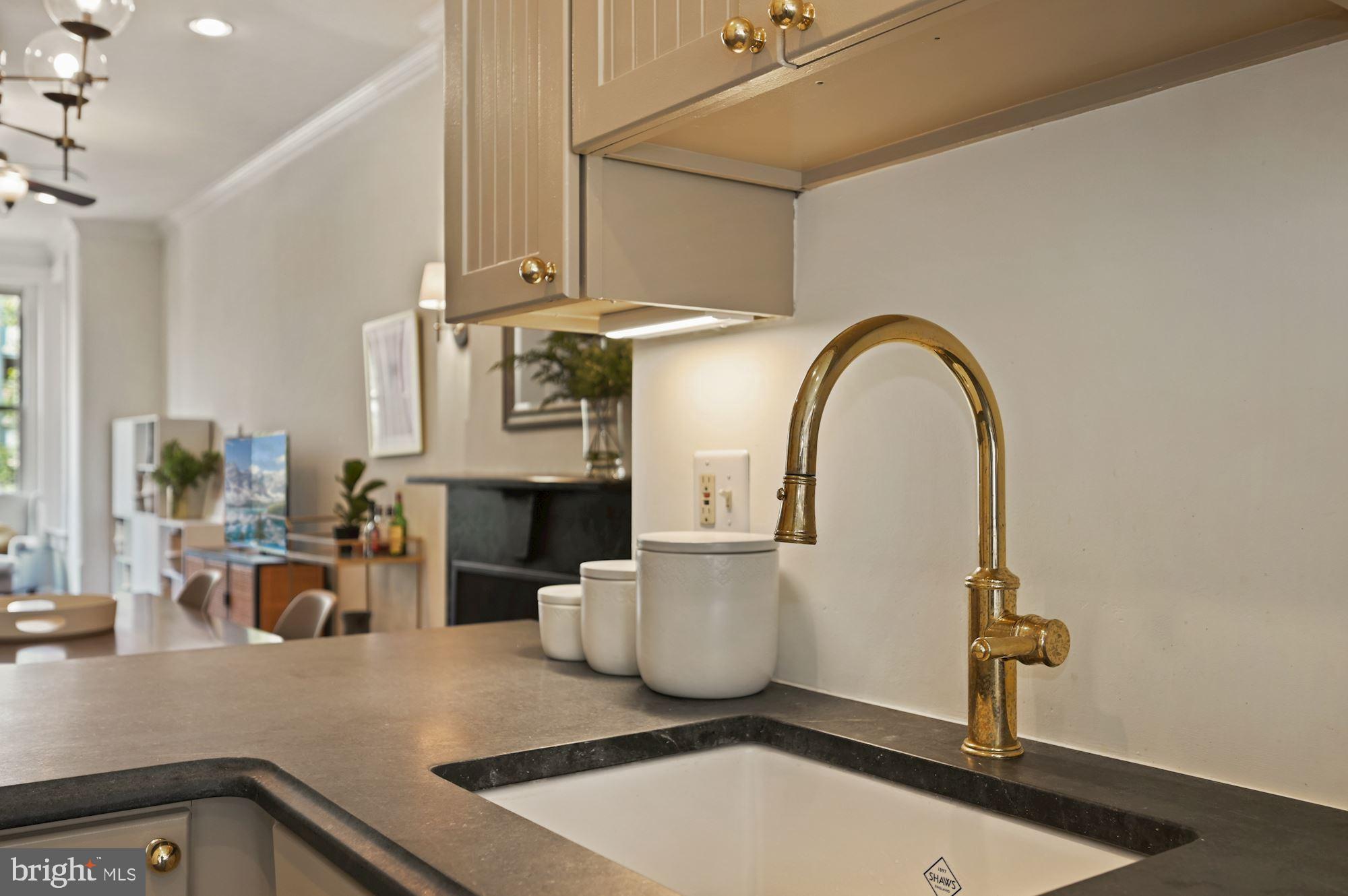 907 F Street Northeast Washington, DC 20002 - Photo 14 of 32 Gallery Image 14
