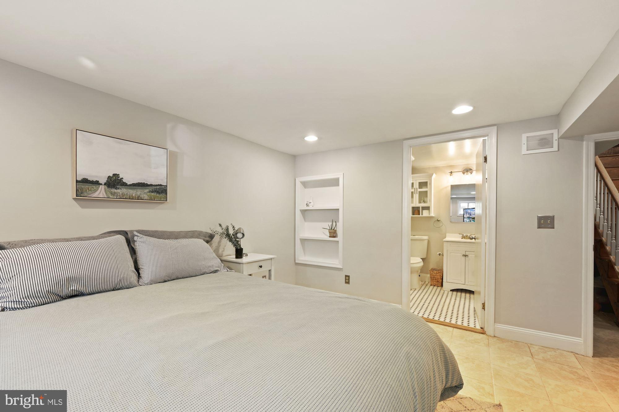 907 F Street Northeast Washington, DC 20002 - Photo 28 of 32 Gallery Image 28