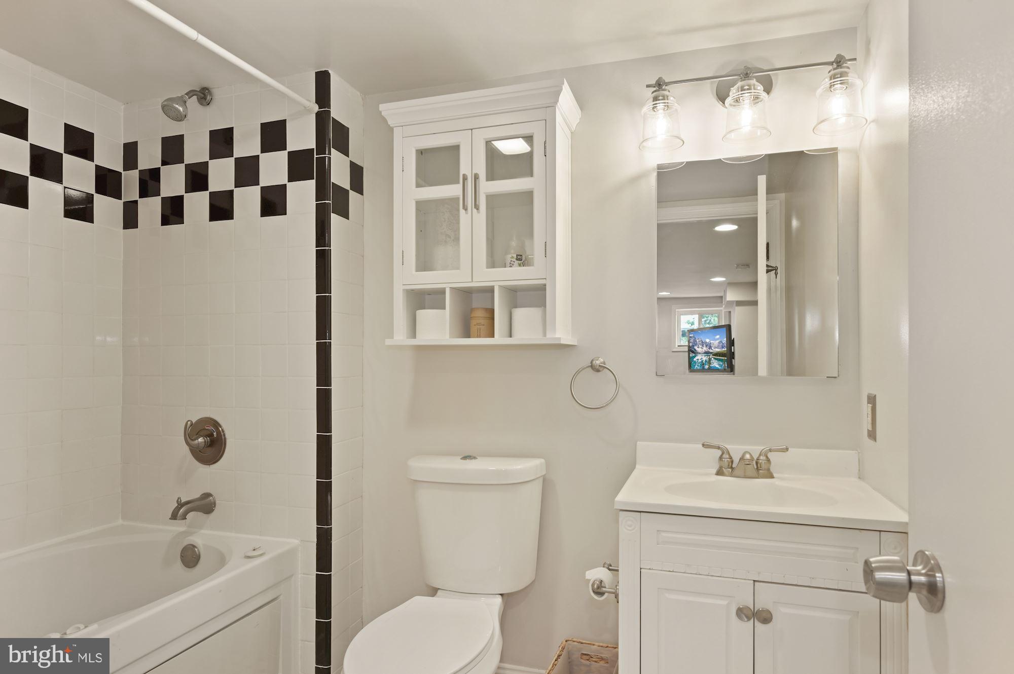 907 F Street Northeast Washington, DC 20002 - Photo 29 of 32 Gallery Image 29