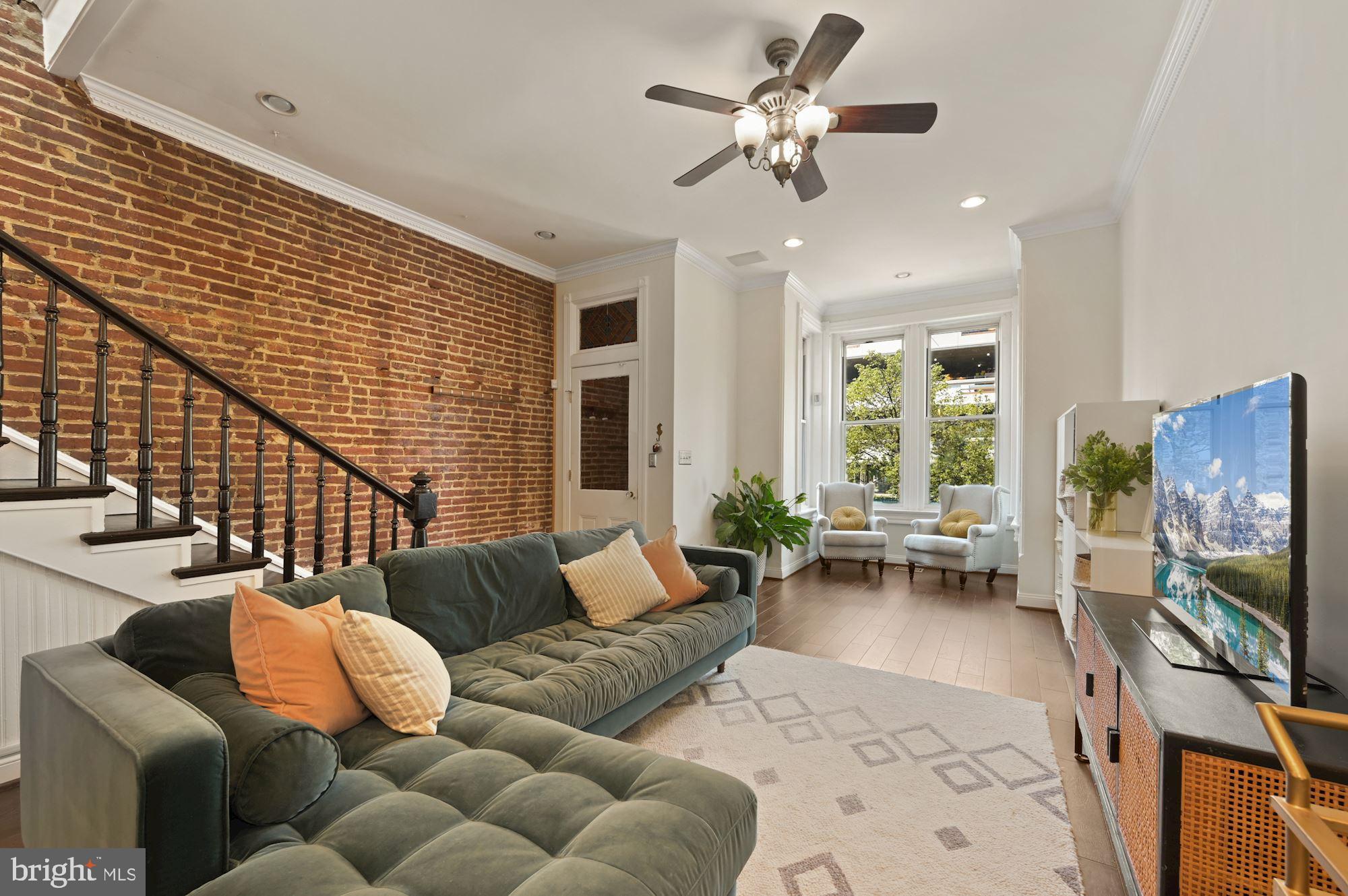 907 F Street Northeast Washington, DC 20002 - Photo 7 of 32 Gallery Image 7