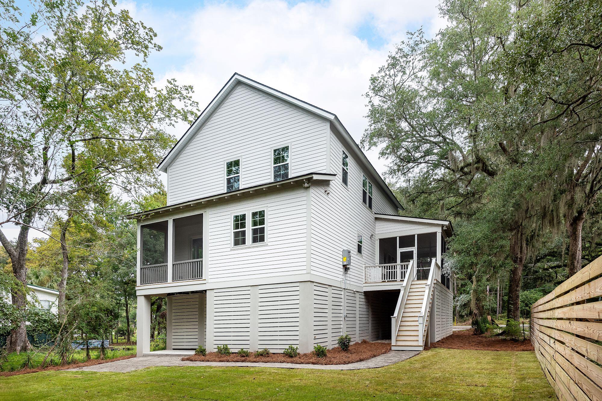 1327 Lieben Road Mount Pleasant, SC 29466 - Photo 27 of 28 rear