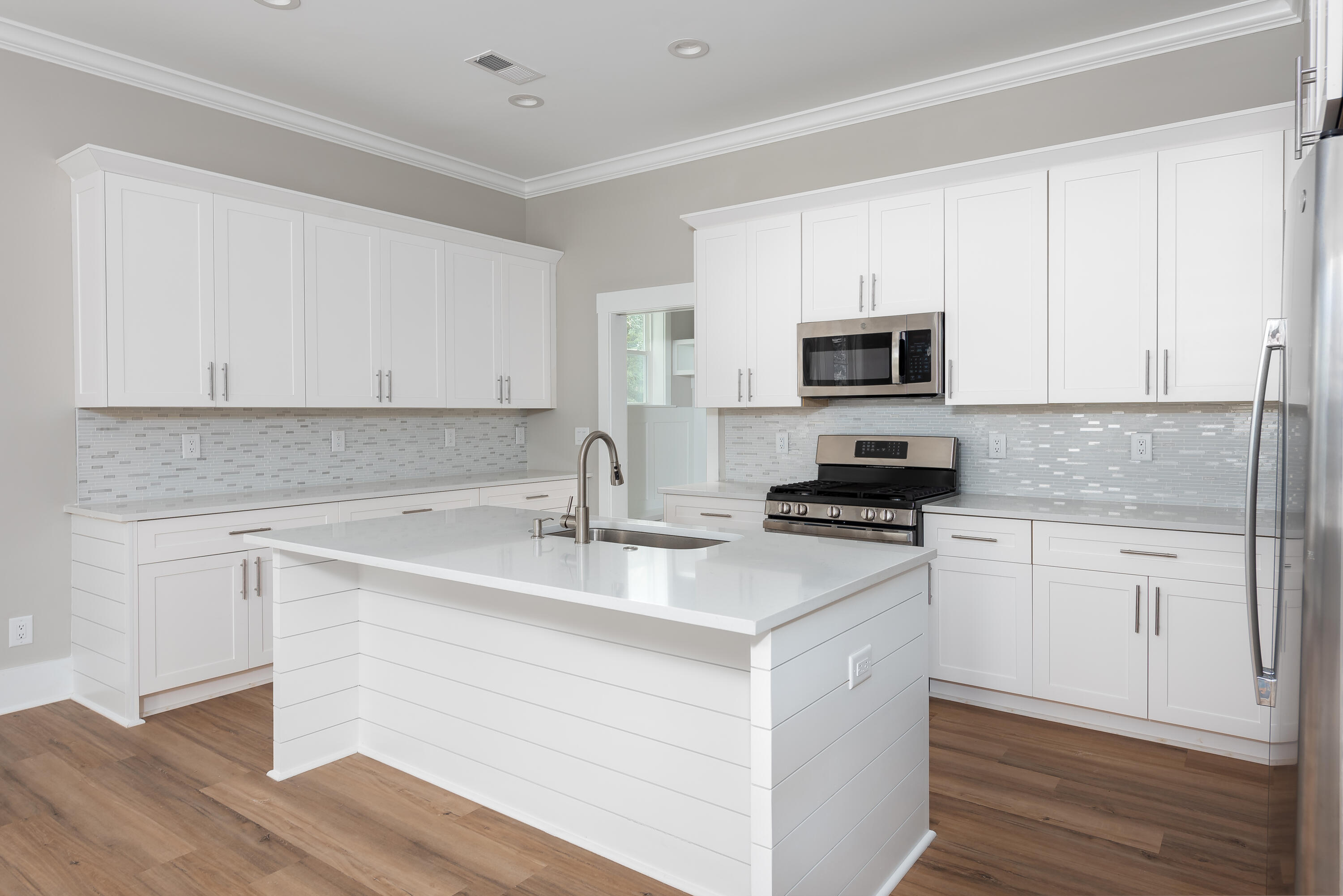 1327 Lieben Road Mount Pleasant, SC 29466 - Photo 4 of 28 lieben kitchen 2