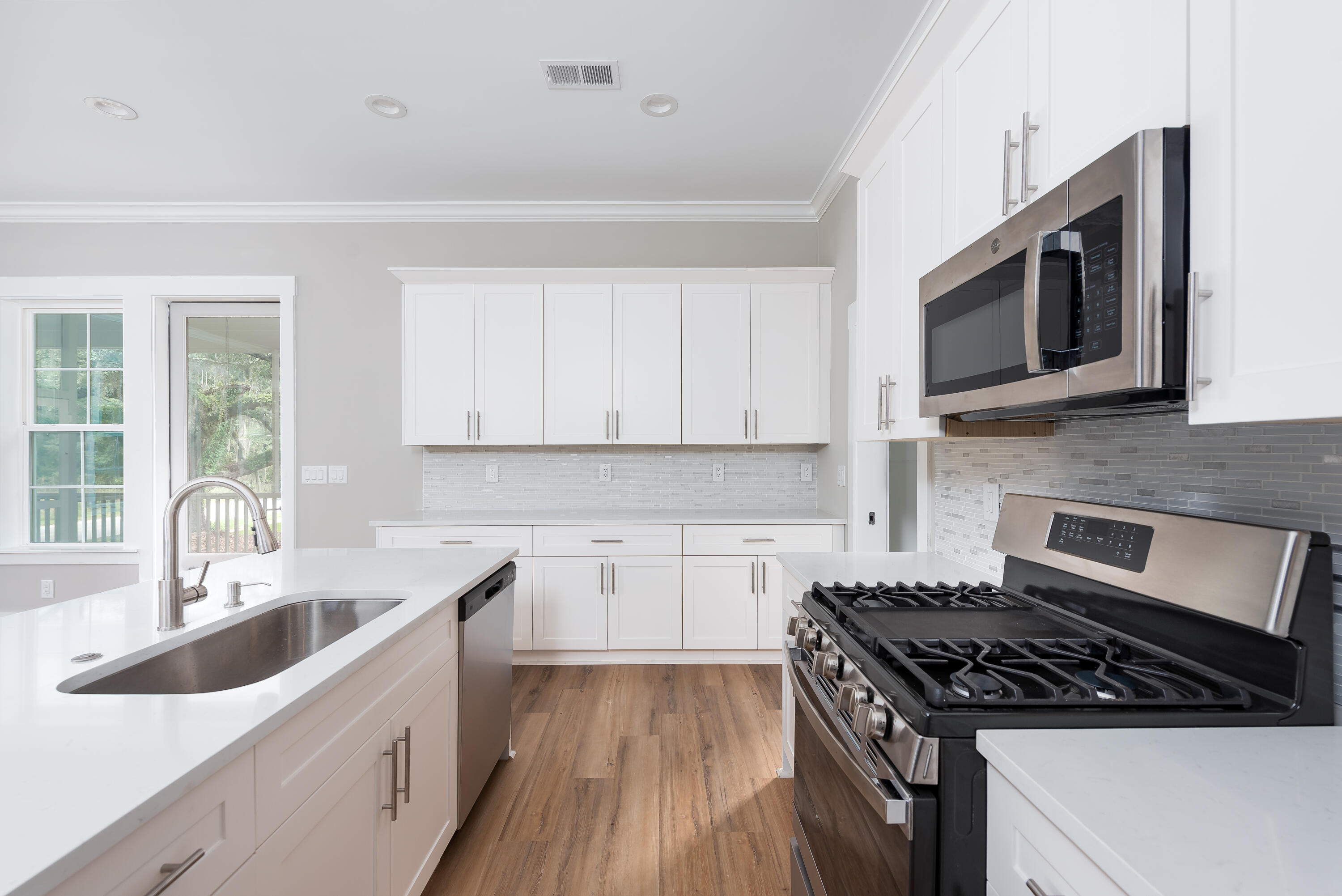 1327 Lieben Road Mount Pleasant, SC 29466 - Photo 6 of 28 lieben kitchen