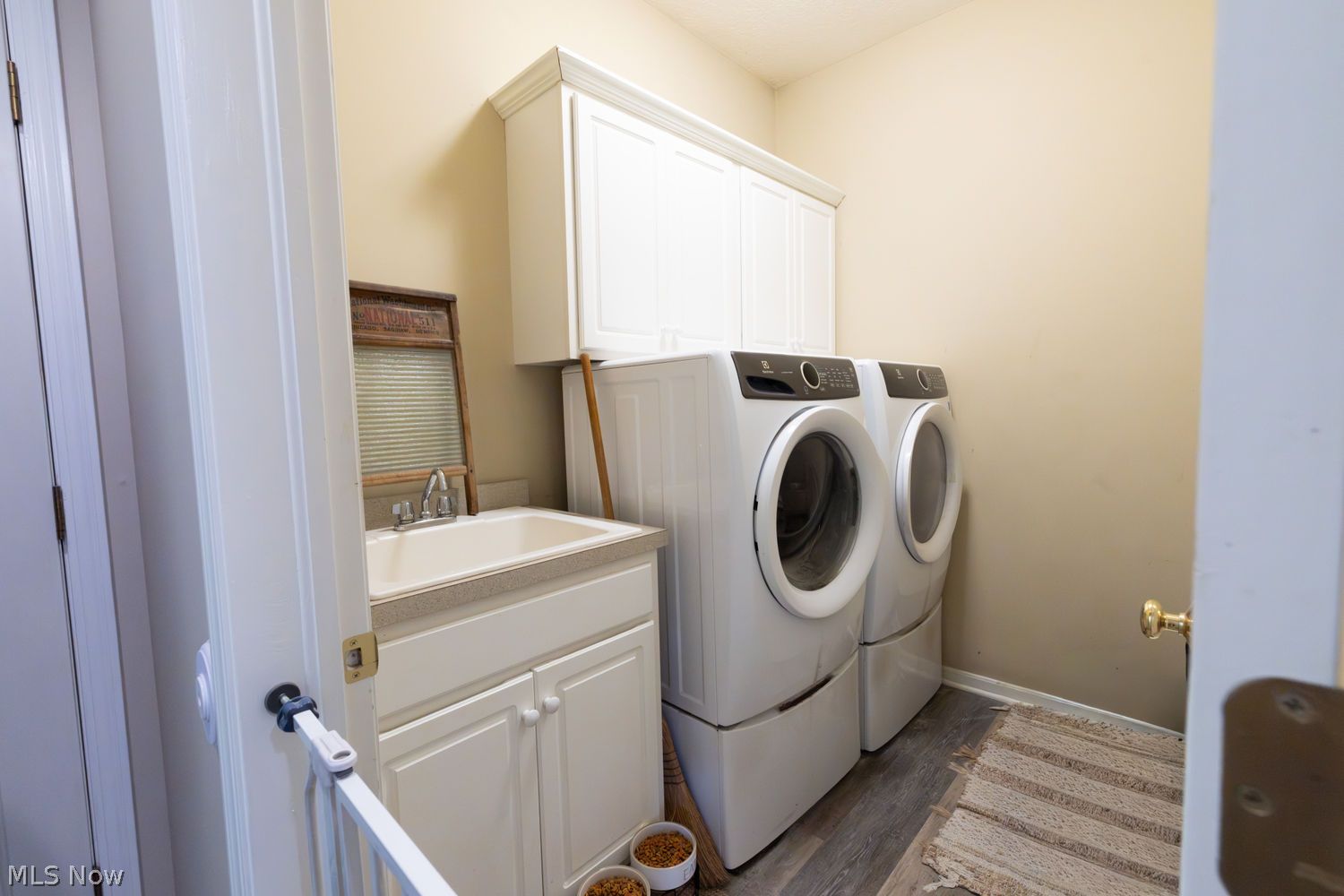 Undisclosed Address Canton, OH 44708 - Photo 21 of 26