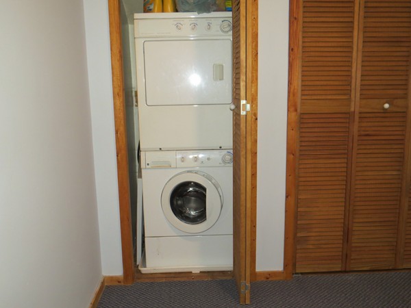 221 Mashapaug Road Holland, MA 01521 - Photo 16 of 25 Gallery Image 16