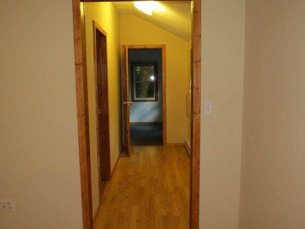 221 Mashapaug Road Holland, MA 01521 - Photo 18 of 25 Gallery Image 18