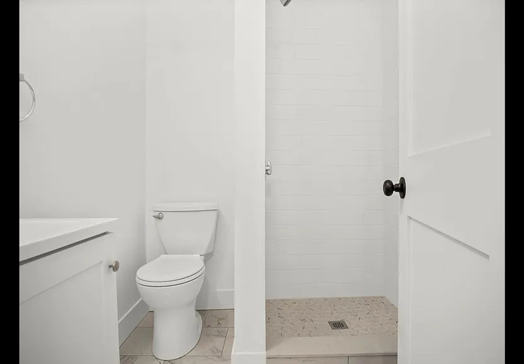 2 Redfield Street, Unit 3 Boston, MA 02122 - Photo 10 of 11