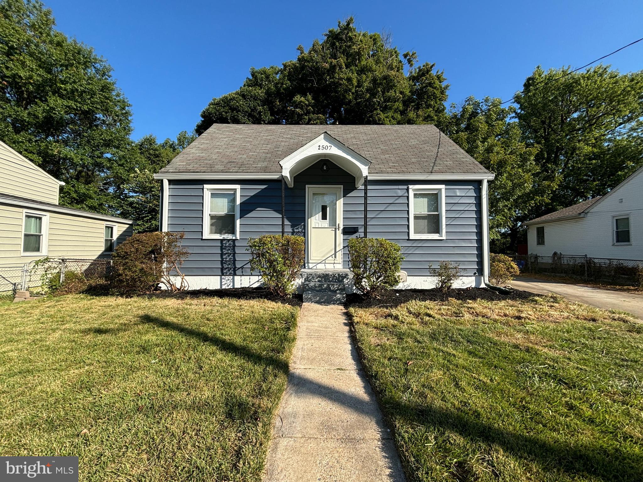 2507 Mason Street Silver Spring, MD 20902 - Photo 2 of 49 a front view of a house with yard