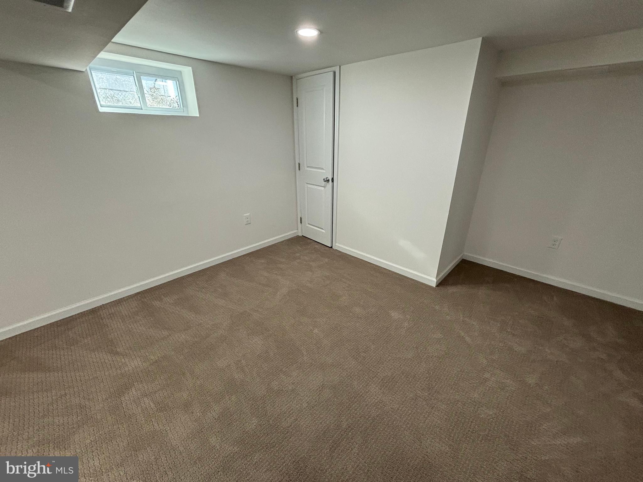 2507 Mason Street Silver Spring, MD 20902 - Photo 33 of 49 an empty room with windows