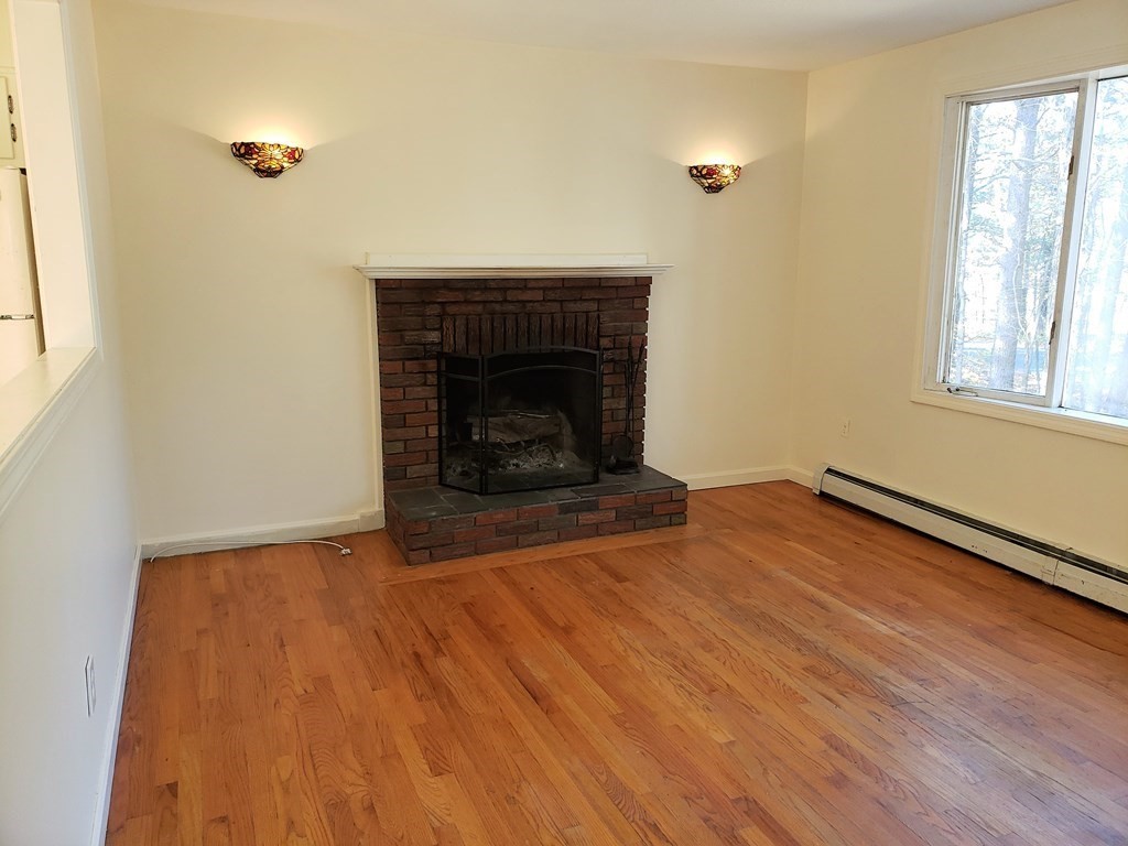140 Groton Road Shirley, MA 01464 - Photo 6 of 22