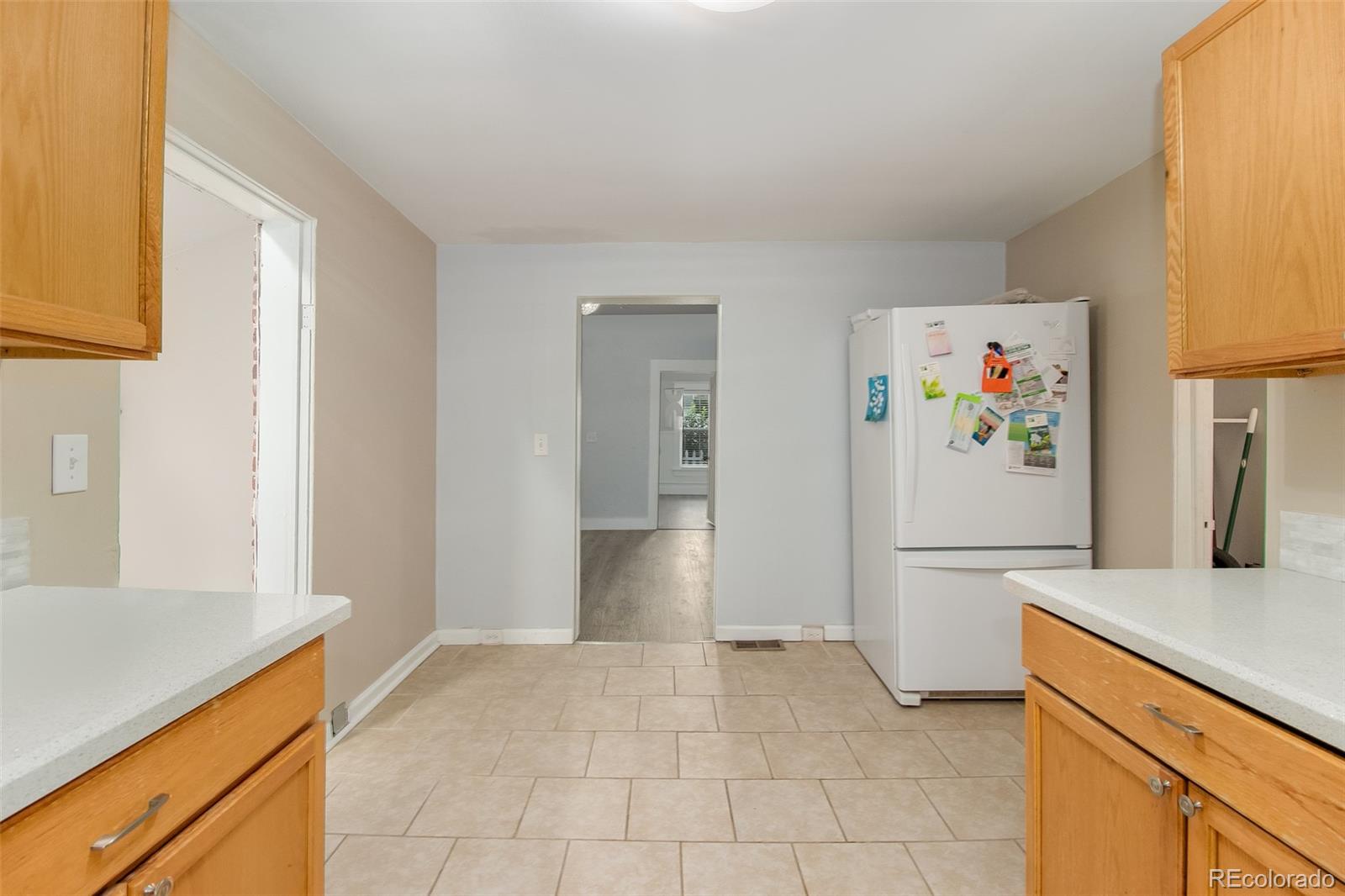 142 Stuart Street Denver, CO 80219 - Photo 11 of 30 Gallery Image 11
