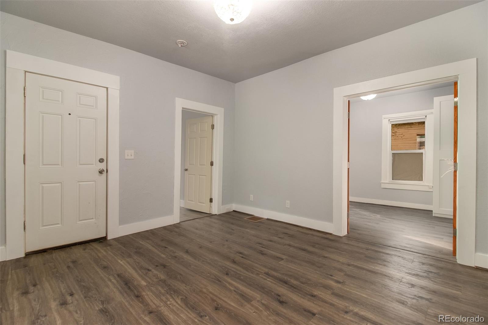 142 Stuart Street Denver, CO 80219 - Photo 8 of 30 Gallery Image 8