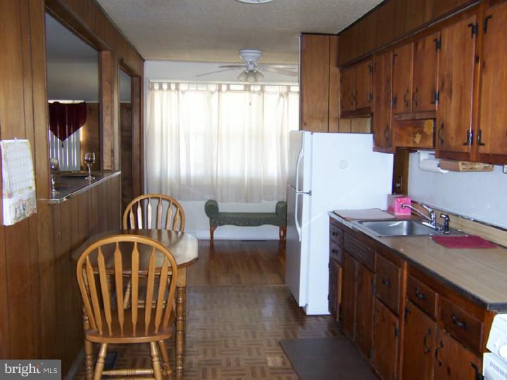 26 Farndale Road Somerdale, NJ 08083 - Photo 7 of 24 Gallery Image 7