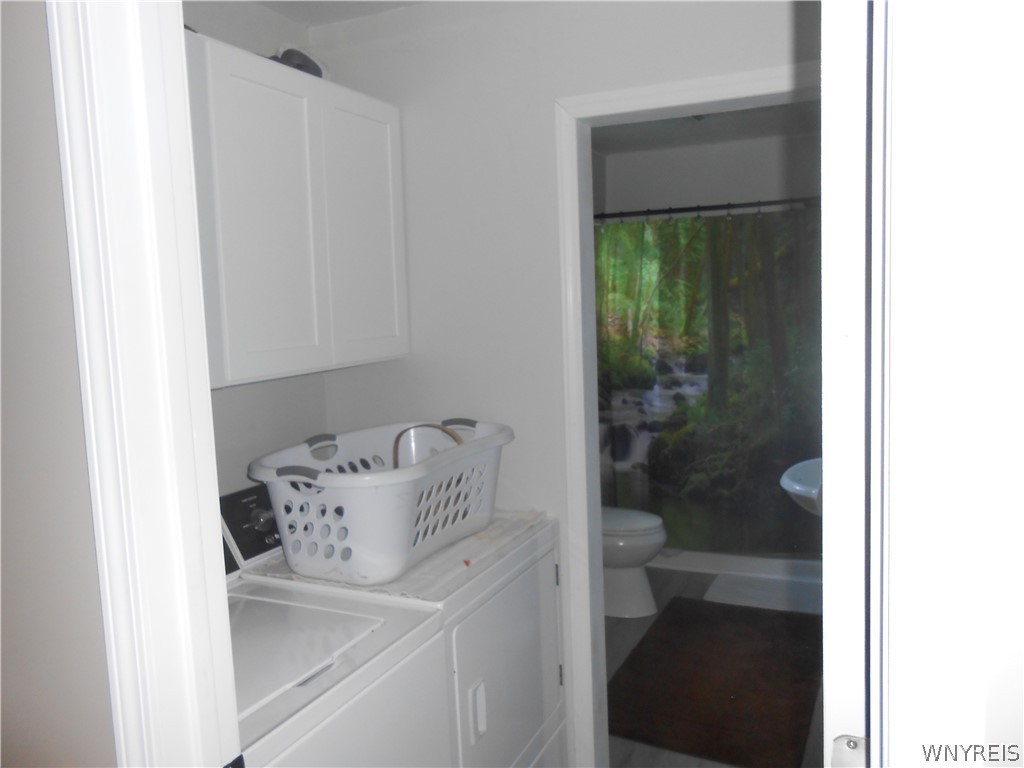 12977 West Lee Road Barre, NY 14411 - Photo 15 of 24 Laundry Room