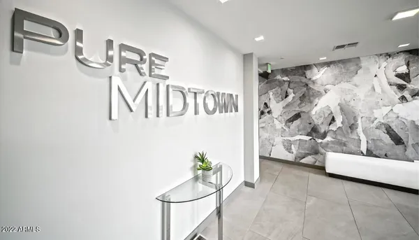 a view of entryway and hall