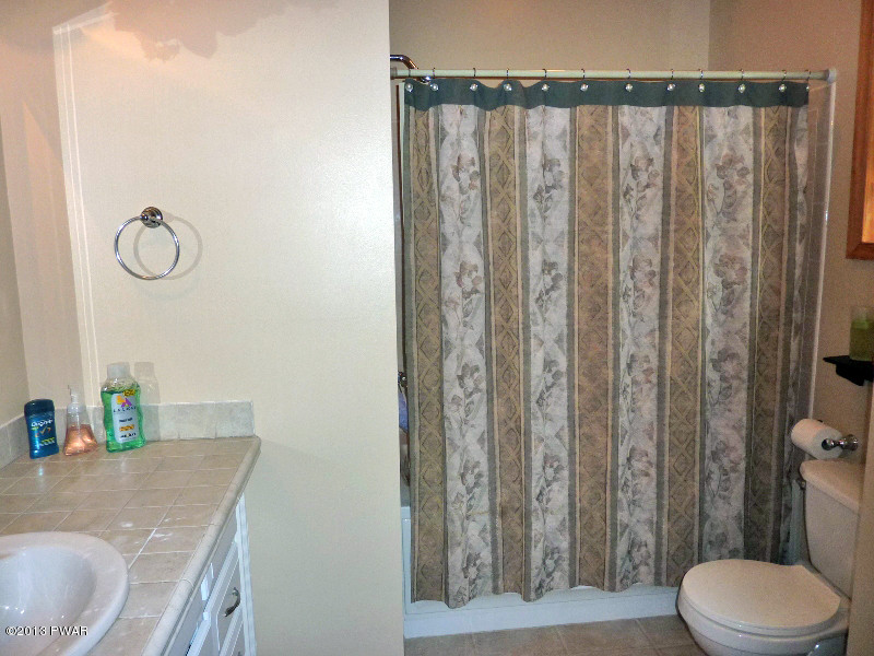 201 Maple Ridge Drive Hawley, PA 18428 - Photo 14 of 52