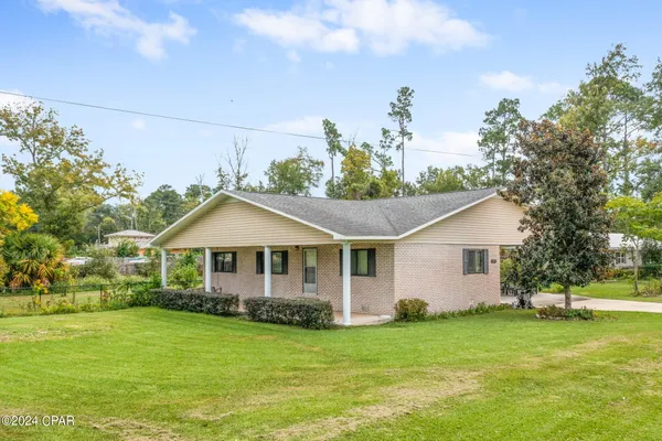 $169,900 | 815 5th Street, Chipley, FL 32428