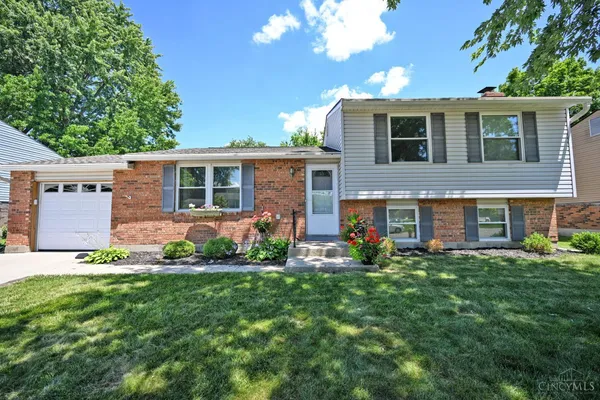 $325,000 | 768 Tradewind Drive, Mason, OH 45040
