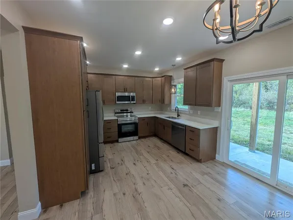 $269,000 | 10056 Yellowstone Drive, Cadet, MO 63630