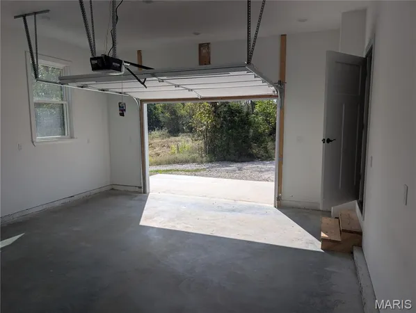$269,000 | 10056 Yellowstone Drive, Cadet, MO 63630
