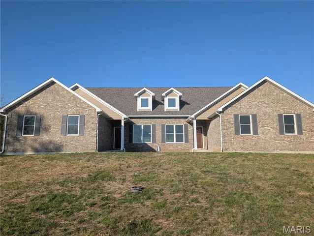 $294,500 | 10056 Yellowstone Drive, Cadet, MO 63630