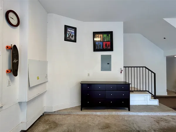 $3,000 | 4031 Bellefontaine, Unit 101, Houston, TX 77025