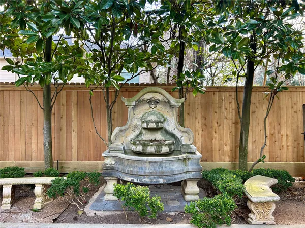 $3,000 | 4031 Bellefontaine, Unit 101, Houston, TX 77025