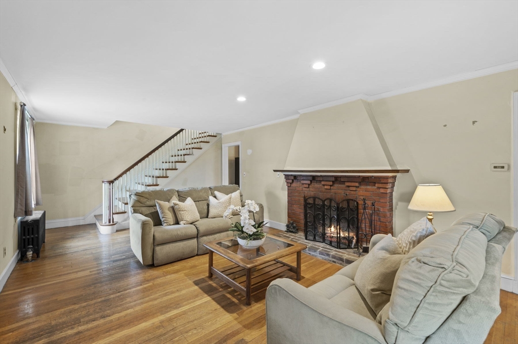 5 Sevinor Road Marblehead, MA 01945 - Photo 5 of 27