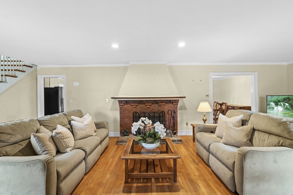 5 Sevinor Road Marblehead, MA 01945 - Photo 6 of 27