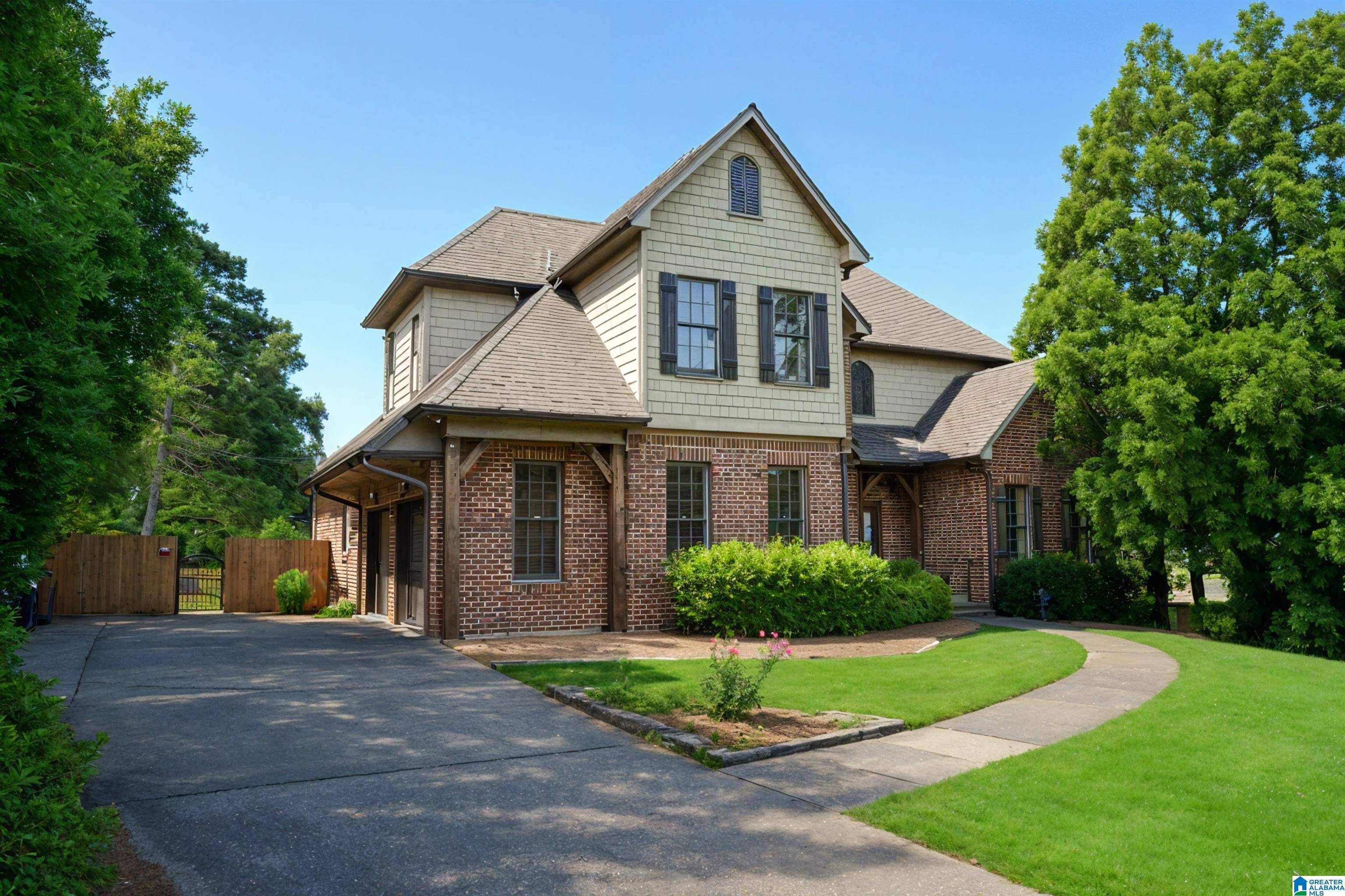 1815 Southwood Road Birmingham, AL 35216 - Photo 2 of 69