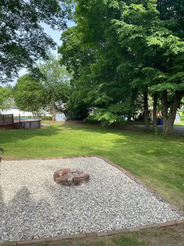 $325,000 | 56 North Maple Street, Enfield, CT 06082