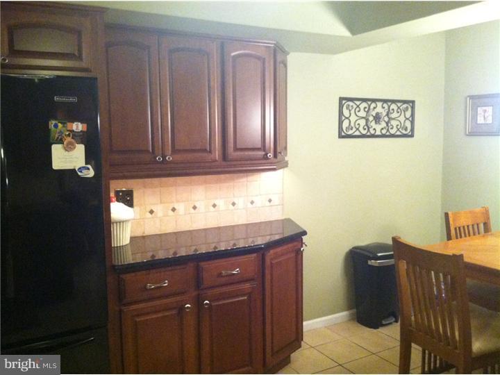 6 Forrester Road Horsham, PA 19044 - Photo 3 of 8 Kitchen