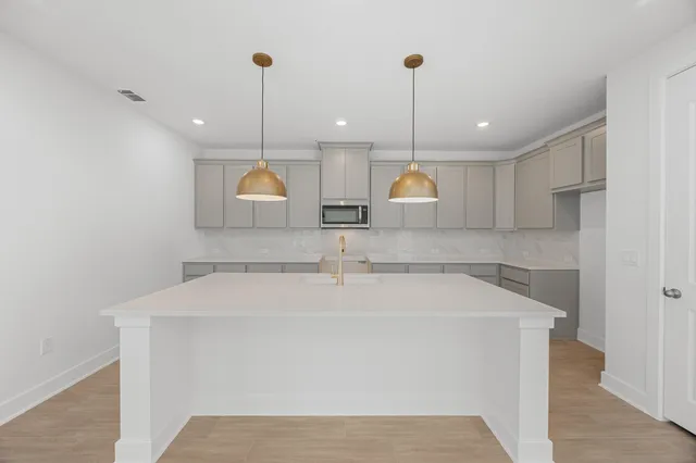 $499,884 | 125 Emerald Grv Drive, Georgetown, TX 78633