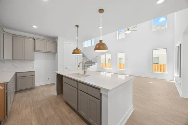 $499,884 | 125 Emerald Grv Drive, Georgetown, TX 78633