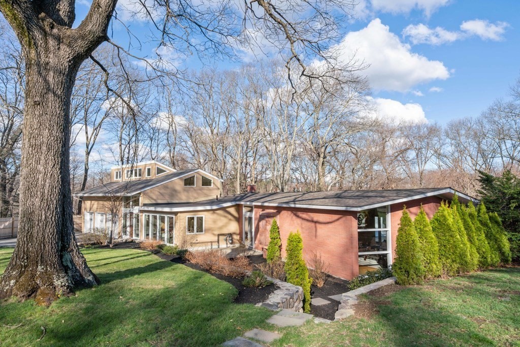 25 Tufts Road Lexington, MA 02421 - Photo 1 of 26