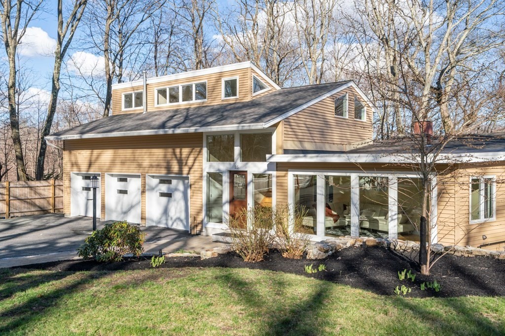 25 Tufts Road Lexington, MA 02421 - Photo 2 of 26