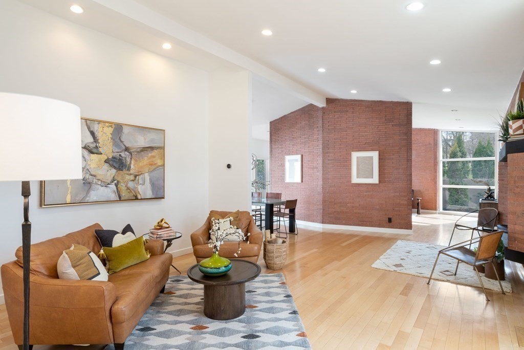 25 Tufts Road Lexington, MA 02421 - Photo 5 of 26